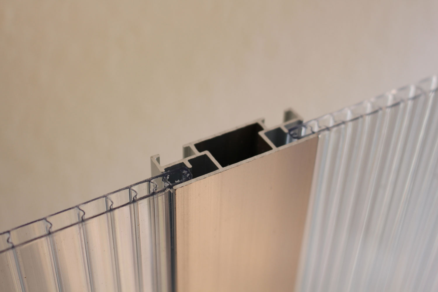 Detailaufnahme: Gewächshaus Eos Modellgrößen 3100-7500 Designprofile